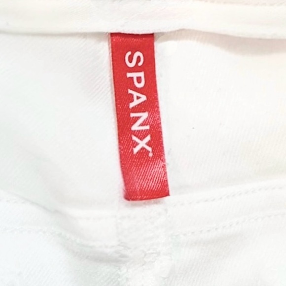 Spanx Stretch Twill Cropped Wide Leg Pants in Bright White. - Picture 6 of 7